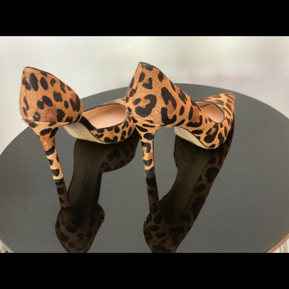 Jessica Simpson Calf hair leopard pumps
